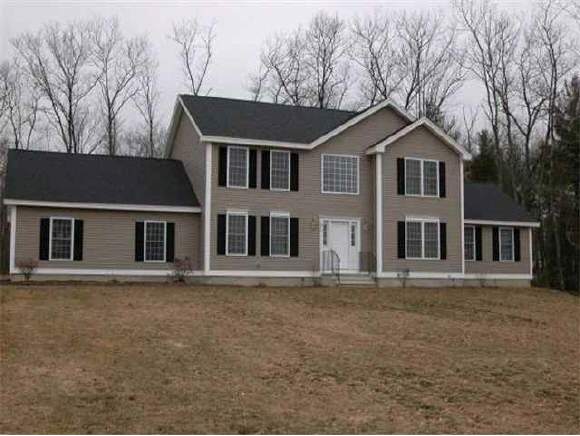 811 Bryant Road Manchester, NH 03109 - Photo 1 of 9