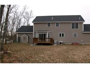 811 Bryant Road Manchester, NH 03109 - Photo 3 of 9