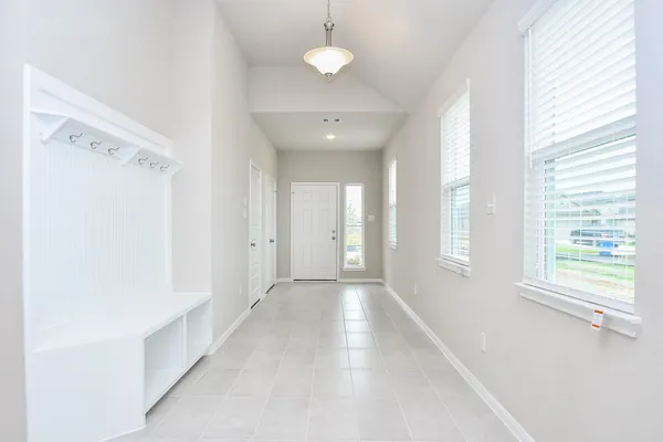 $2,000 | 1137 Lily Lane, Bellville, TX 77418