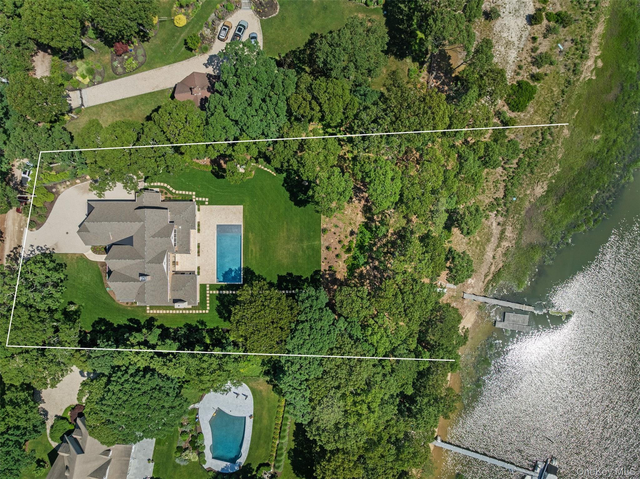 1775 Point Pleasant Road Mattituck, NY 11952 - Photo 37 of 49