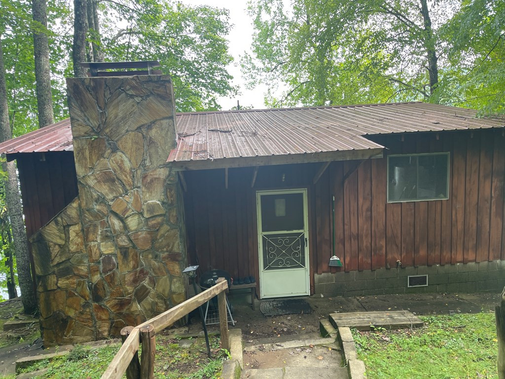 230 Walnut Tree Lane Topton, NC 28781 - Photo 4 of 37