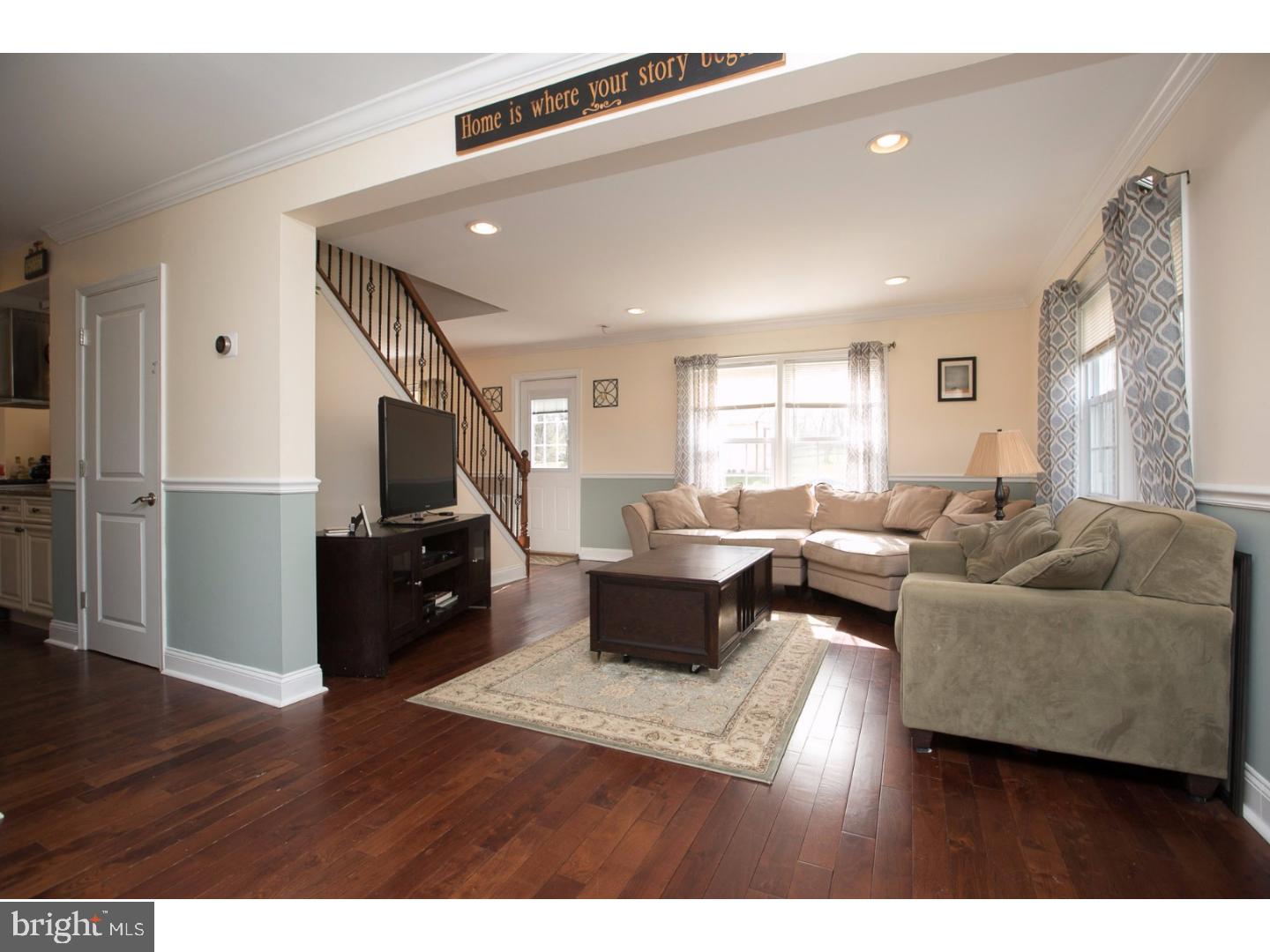 914 Glenroy Road Philadelphia, PA 19128 - Photo 13 of 25 Gallery Image 13