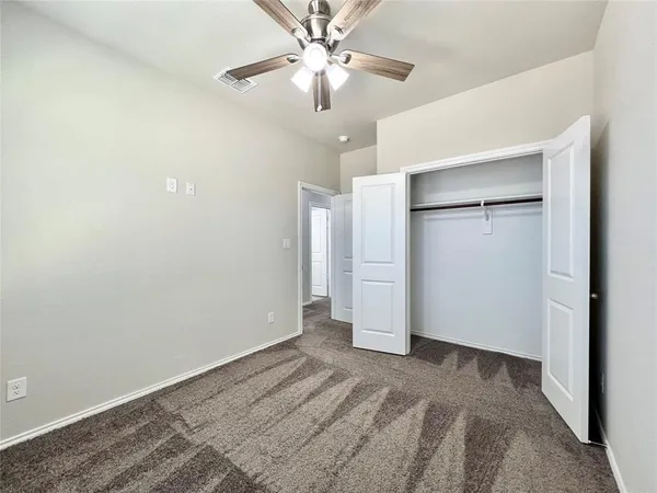 $2,095 | 3501 East Renfro Street, Unit 611, Burleson, TX 76028