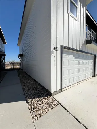 $2,095 | 3501 East Renfro Street, Unit 611, Burleson, TX 76028