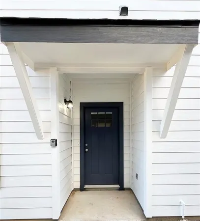 $2,095 | 3501 East Renfro Street, Unit 611, Burleson, TX 76028