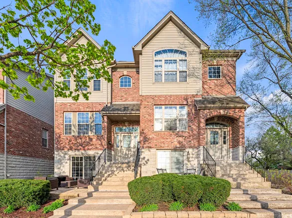 $449,900 | 265 North Wilmette Avenue, Westmont, IL 60559