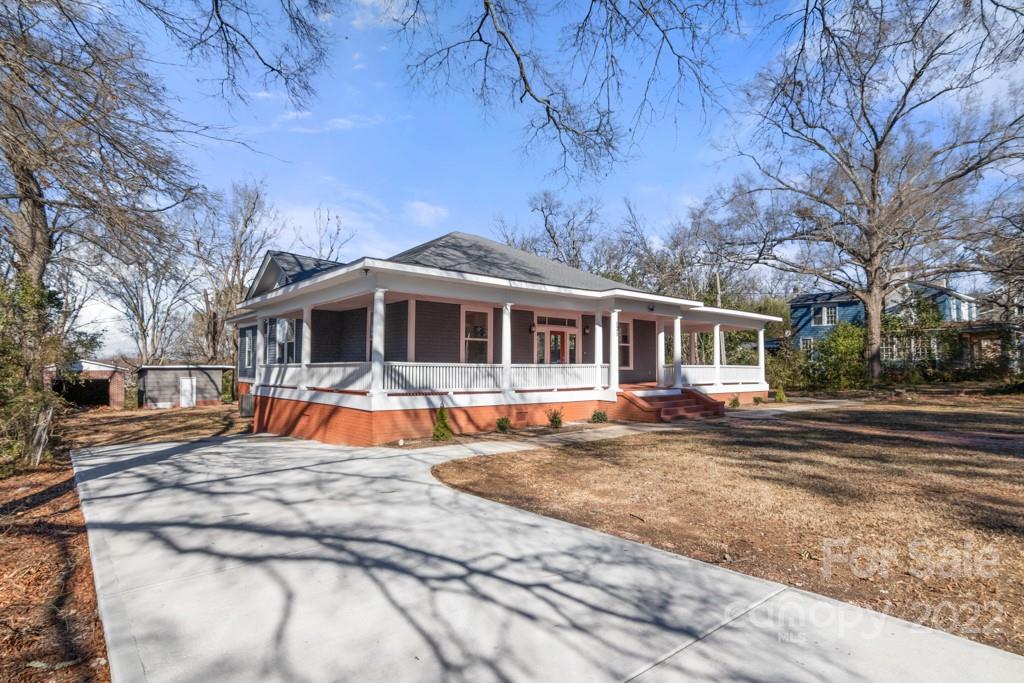 131 Pinckney Street Chester, SC 29706 - Photo 2 of 33 Gallery Image 2
