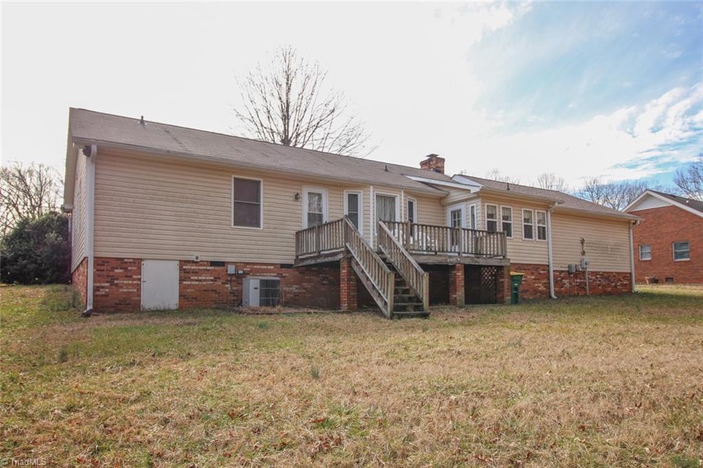 1663 Harper Road Clemmons, NC 27012 - Photo 3 of 16