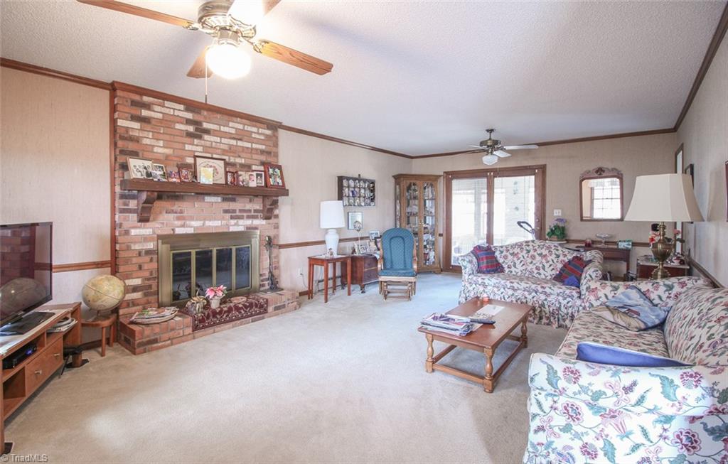 1663 Harper Road Clemmons, NC 27012 - Photo 5 of 16