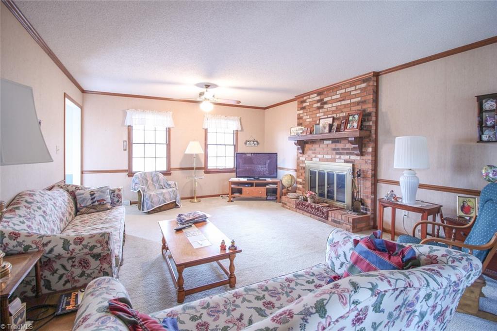 1663 Harper Road Clemmons, NC 27012 - Photo 6 of 16