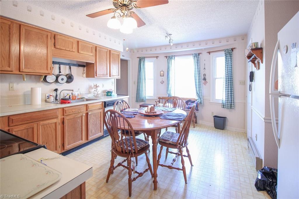 1663 Harper Road Clemmons, NC 27012 - Photo 8 of 16