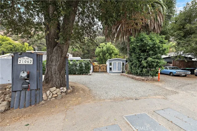 $3,000 | 21062 Laguna Canyon Road, Unit BACK, Laguna Beach, CA 92651