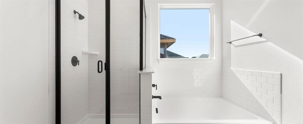 1508 Bushman Lane Forney, TX 75126 - Photo 30 of 31 Primary Bathroom featuring the Minimalist Collection