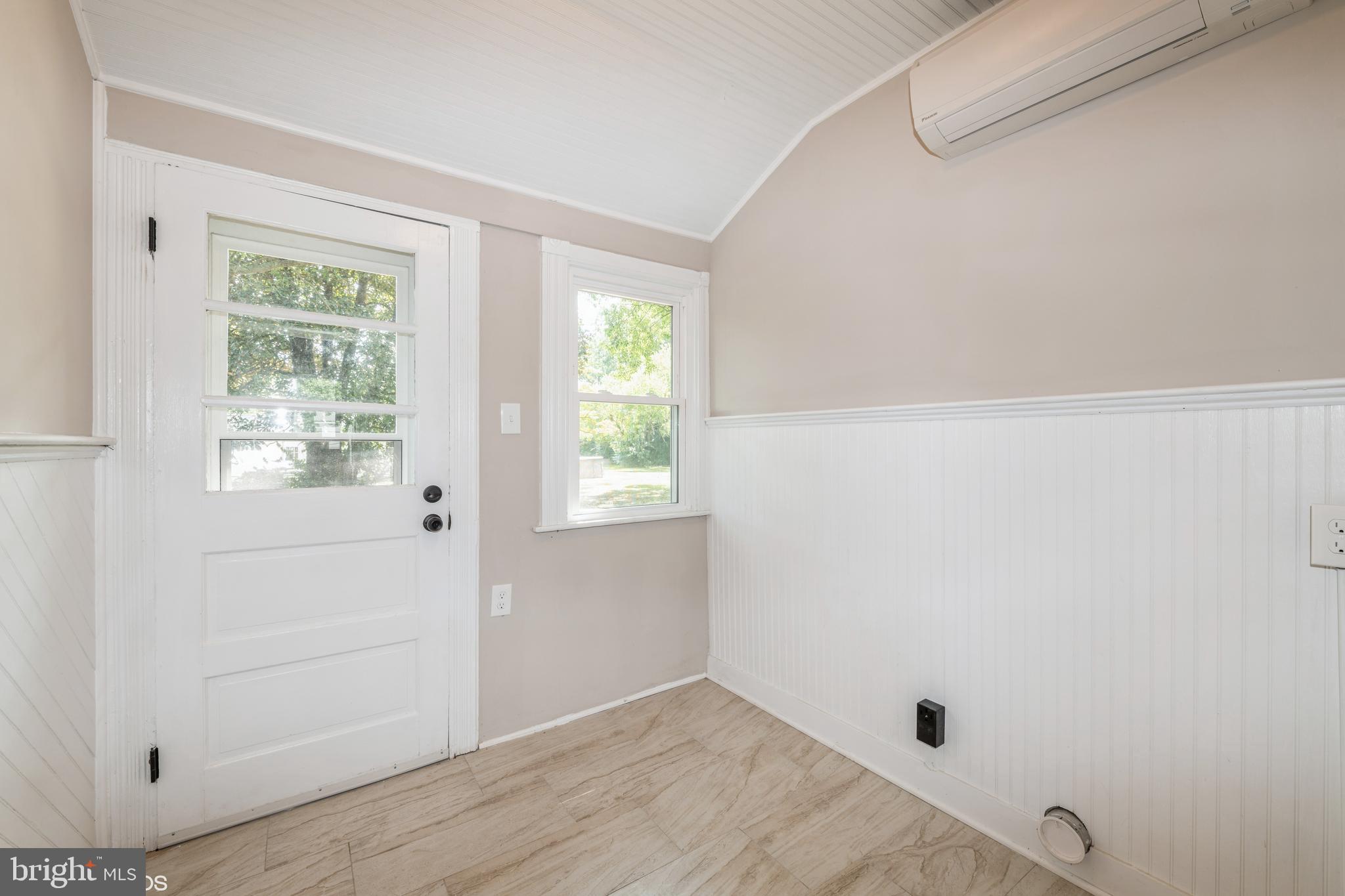 308 South Main Street Hurlock, MD 21643 - Photo 25 of 26 Laundry Room