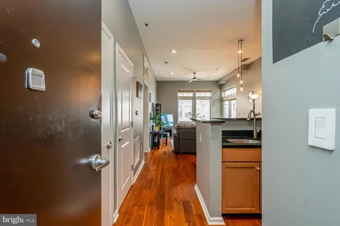 $439,000 | 309 Holland Lane, Unit 307, Alexandria, VA 22314