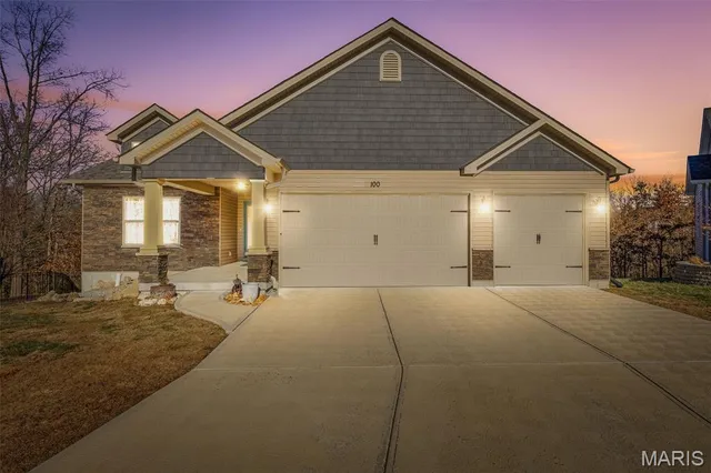 $399,900 | 100 Regency Court, Herculaneum, MO 63048