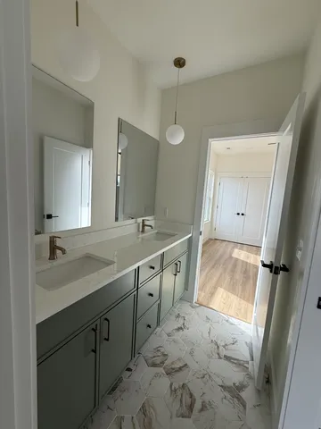 $3,250 | 1127 38th Avenue North, Nashville, TN 37209