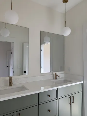 $3,250 | 1127 38th Avenue North, Nashville, TN 37209