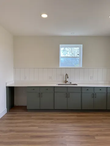 $3,250 | 1127 38th Avenue North, Nashville, TN 37209