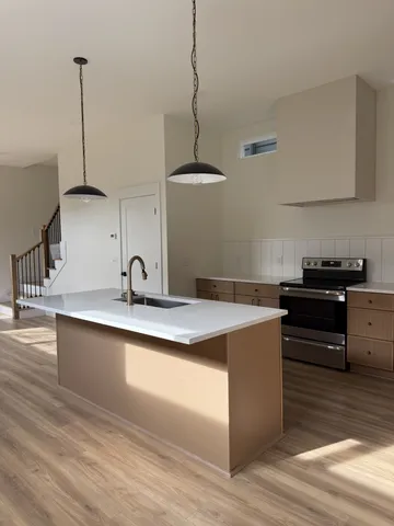 $3,250 | 1127 38th Avenue North, Nashville, TN 37209