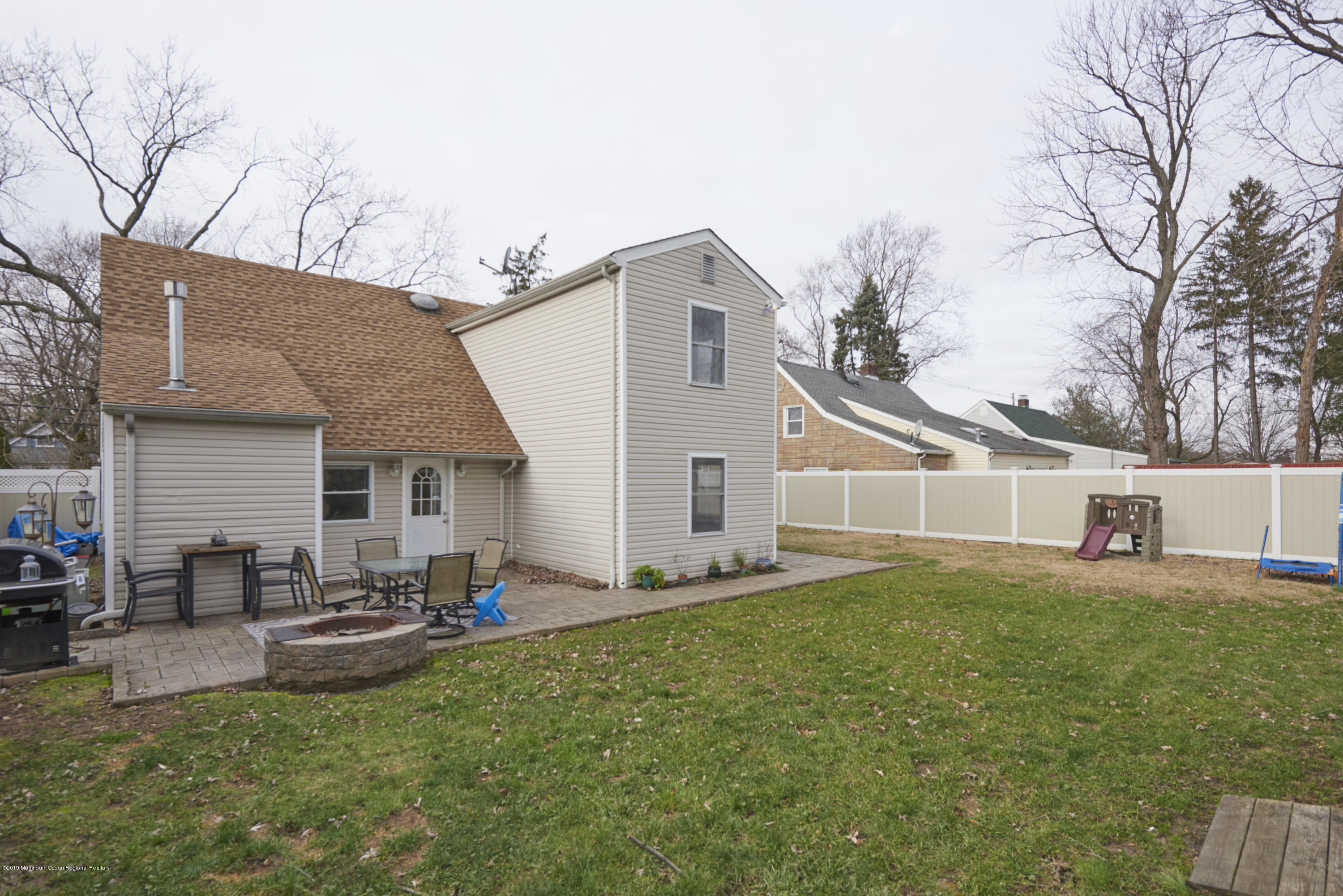 309 E Road Middletown, NJ 07718 - Photo 19 of 24 Rear View