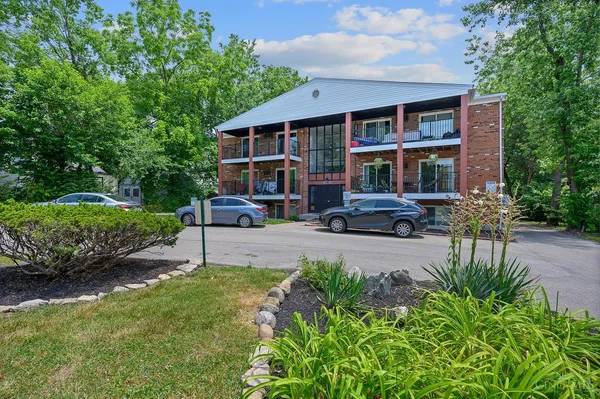 $1,395 | 6210 Ridge Avenue, Unit 18, Cincinnati, OH 45213