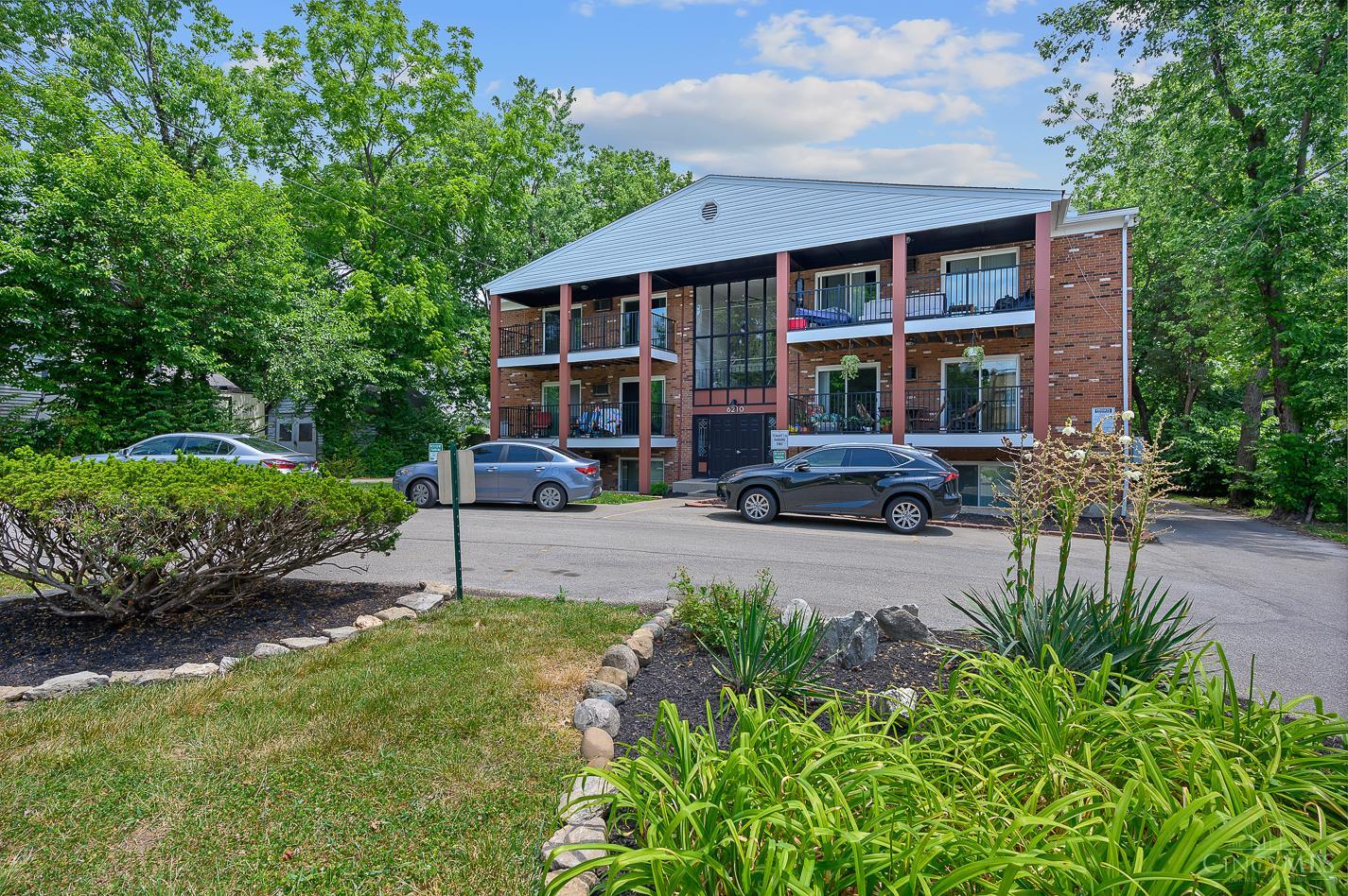 6210 Ridge Avenue, Unit 8 Cincinnati, OH 45213 - Photo 1 of 12