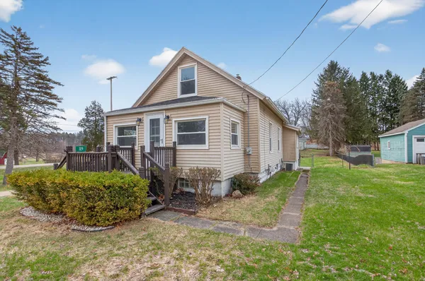 $189,900 | 329 East Coler Street, Jackson, MI 49203
