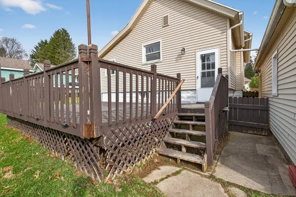 $189,900 | 329 East Coler Street, Jackson, MI 49203