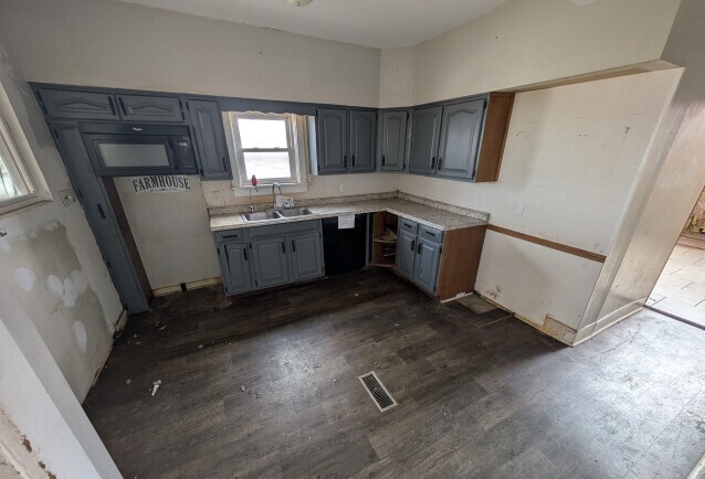 714 East County Line Road Edelstein, IL 61526 - Photo 6 of 28