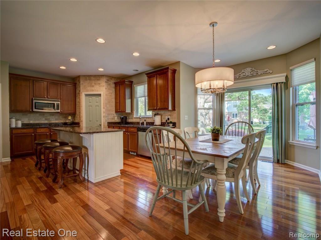 3428 Talbert Circle Rochester Hills, MI 48307 - Photo 19 of 47