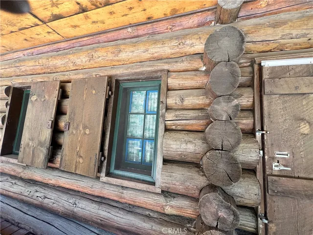 a view of a entryway door of the house