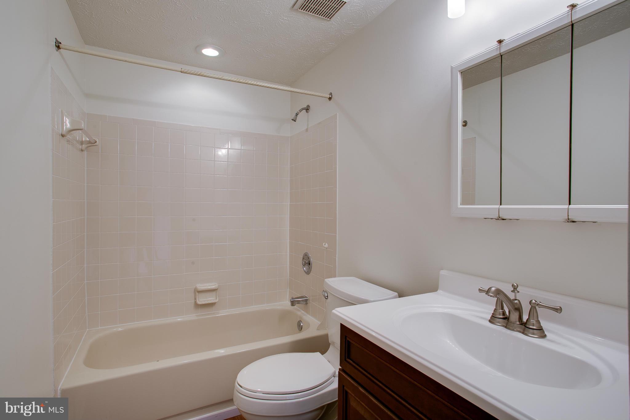 6322 Greenfield Road Elkridge, MD 21075 - Photo 18 of 25 Bath