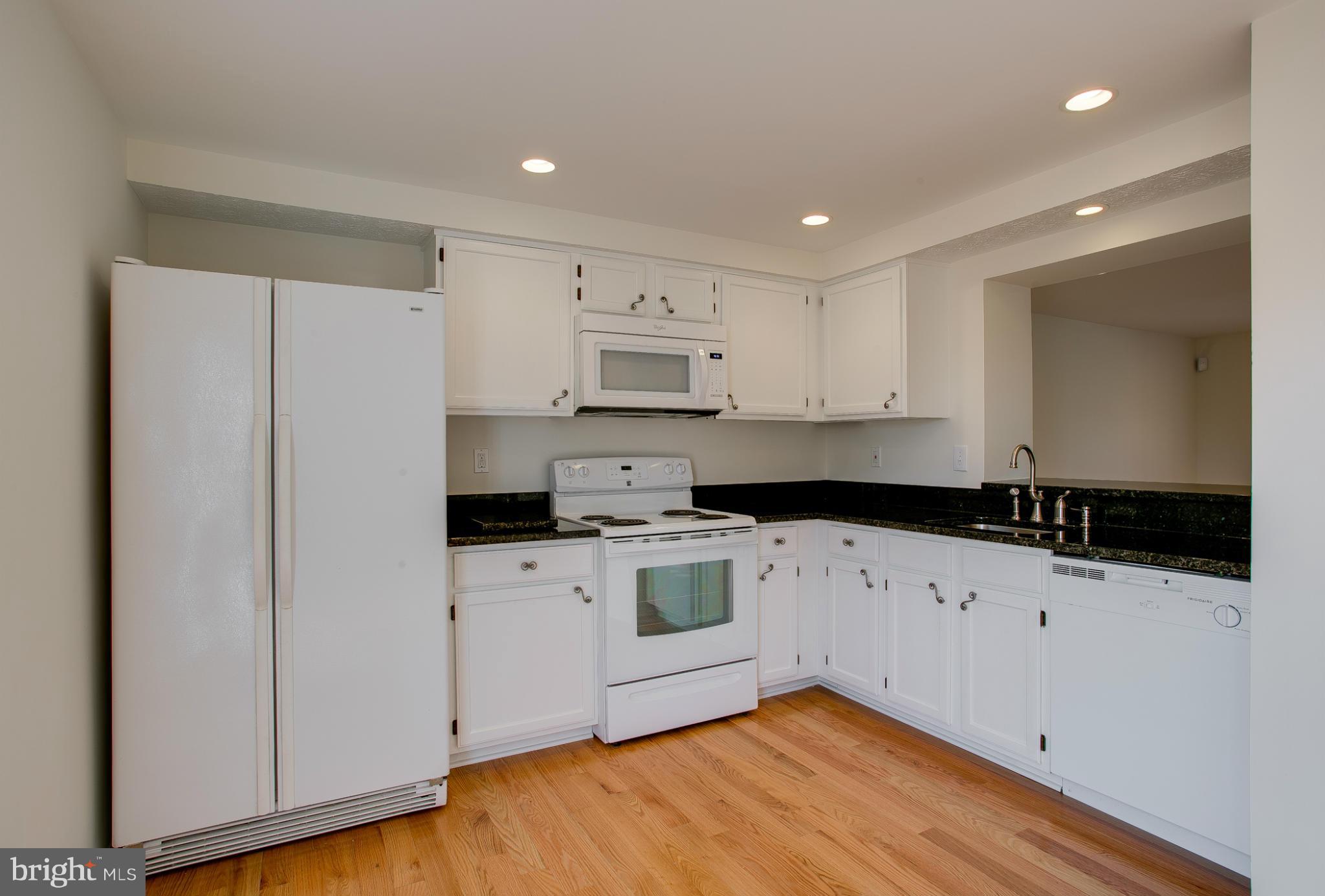 6322 Greenfield Road Elkridge, MD 21075 - Photo 7 of 25 Kitchen