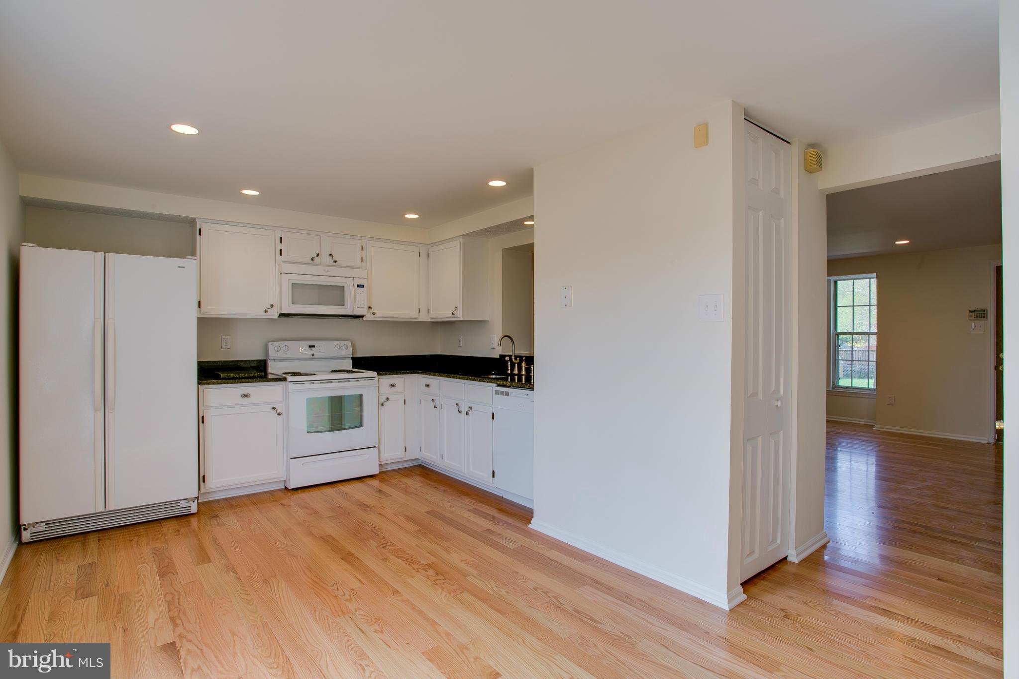 6322 Greenfield Road Elkridge, MD 21075 - Photo 8 of 25 Kitchen