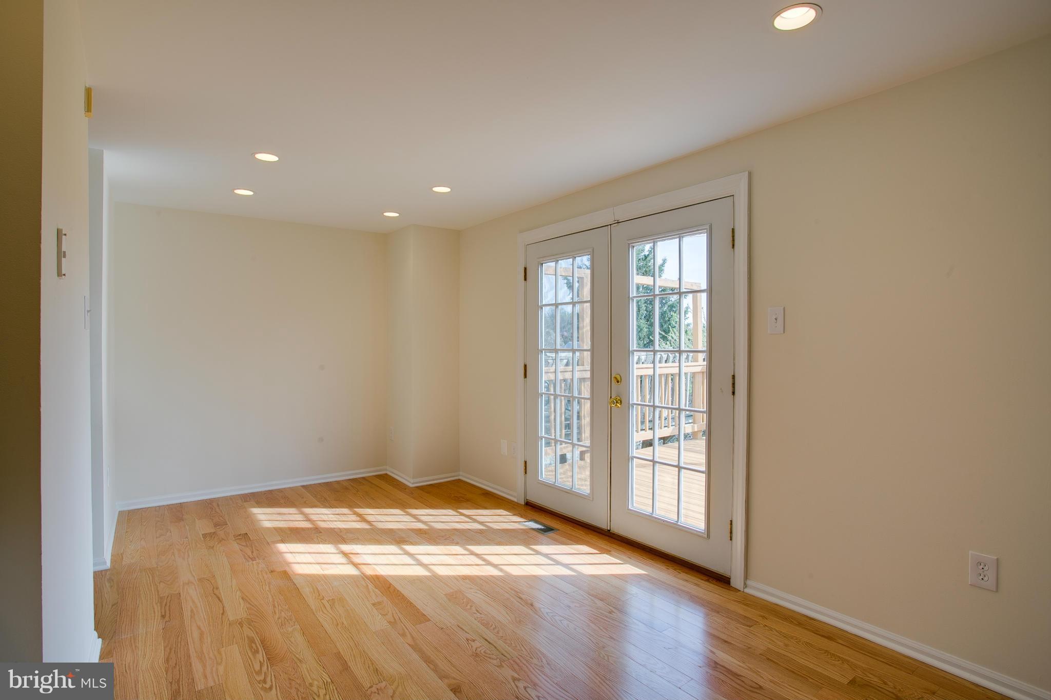 6322 Greenfield Road Elkridge, MD 21075 - Photo 9 of 25 Dining Room
