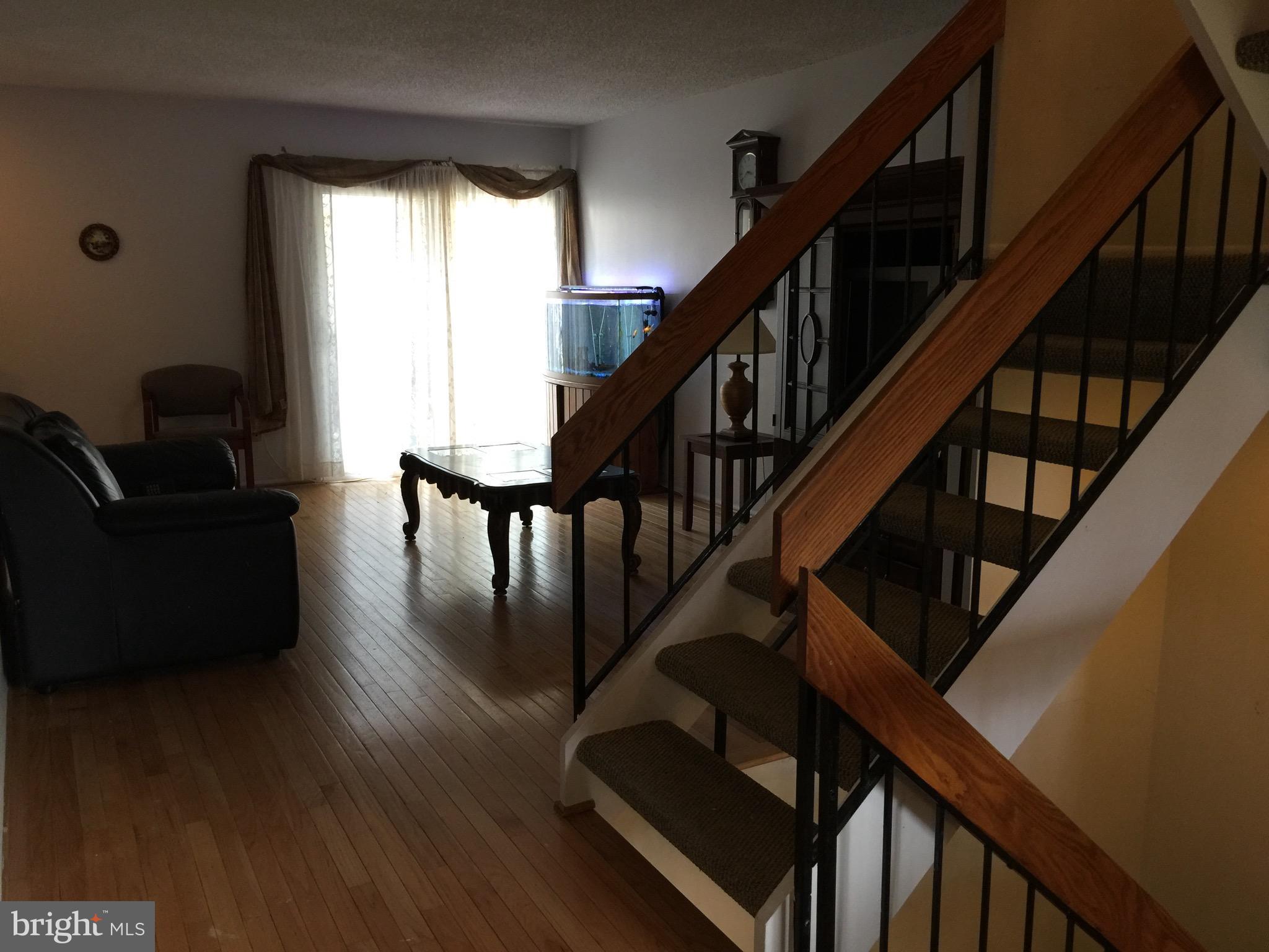 2214 Cartwright Place Reston, VA 20191 - Photo 18 of 22 Living Room