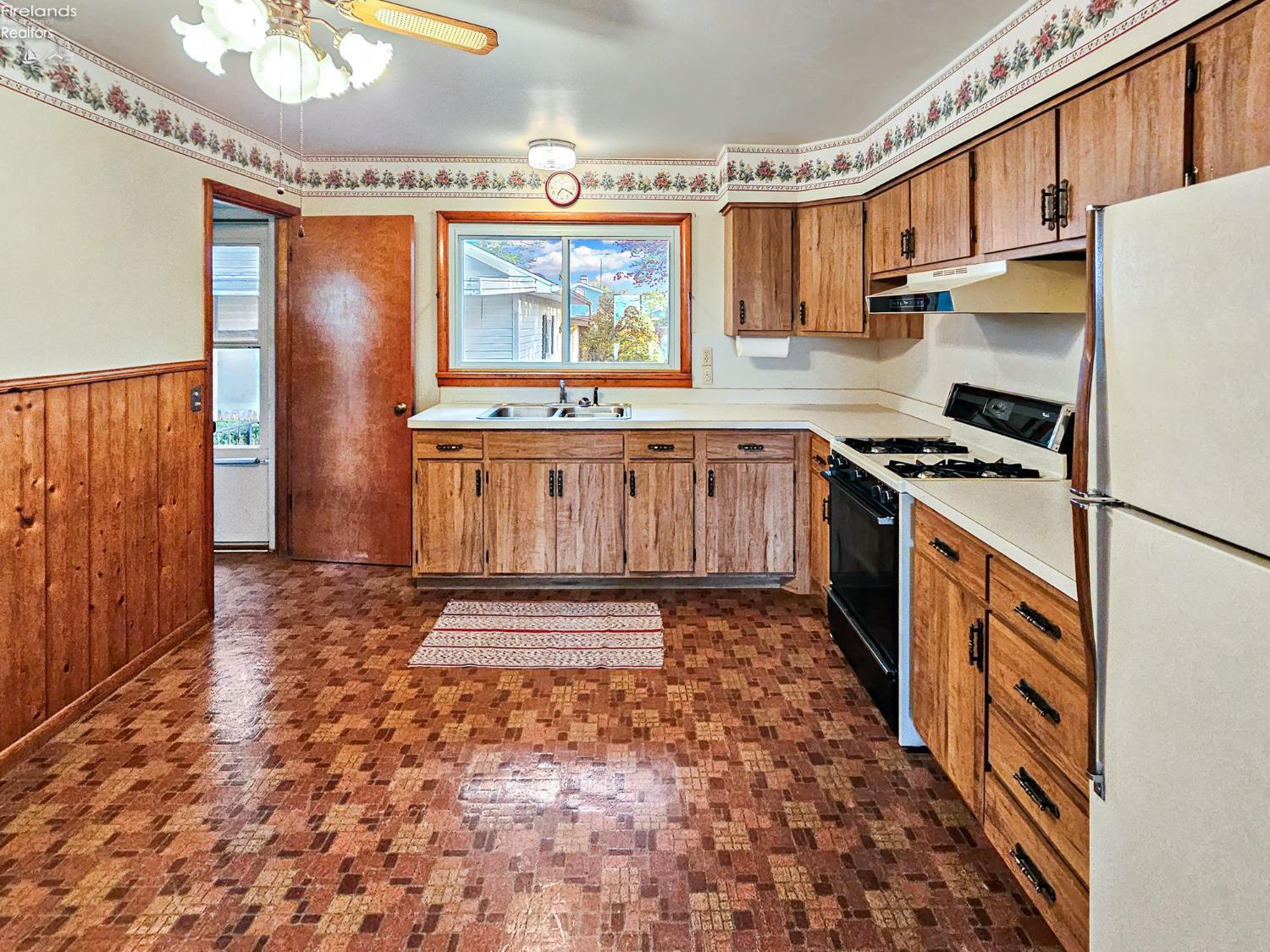 4165 Limerick Road Clyde, OH 43410 - Photo 17 of 31 Gallery Image 17