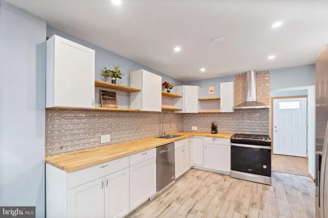 $2,100 | 2516 West Seybert Street, Philadelphia, PA 19121