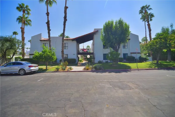 $2,400 | 250 East San Jose Road, Unit 63, Palm Springs, CA 92264
