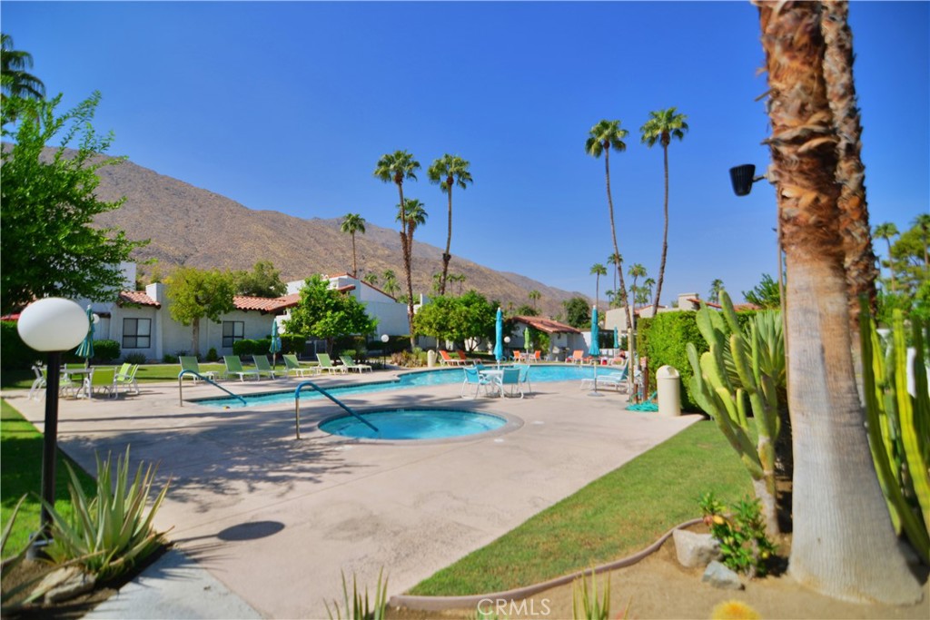 250 East San Jose Road, Unit 63 Palm Springs, CA 92264 - Photo 10 of 22 a view of a park