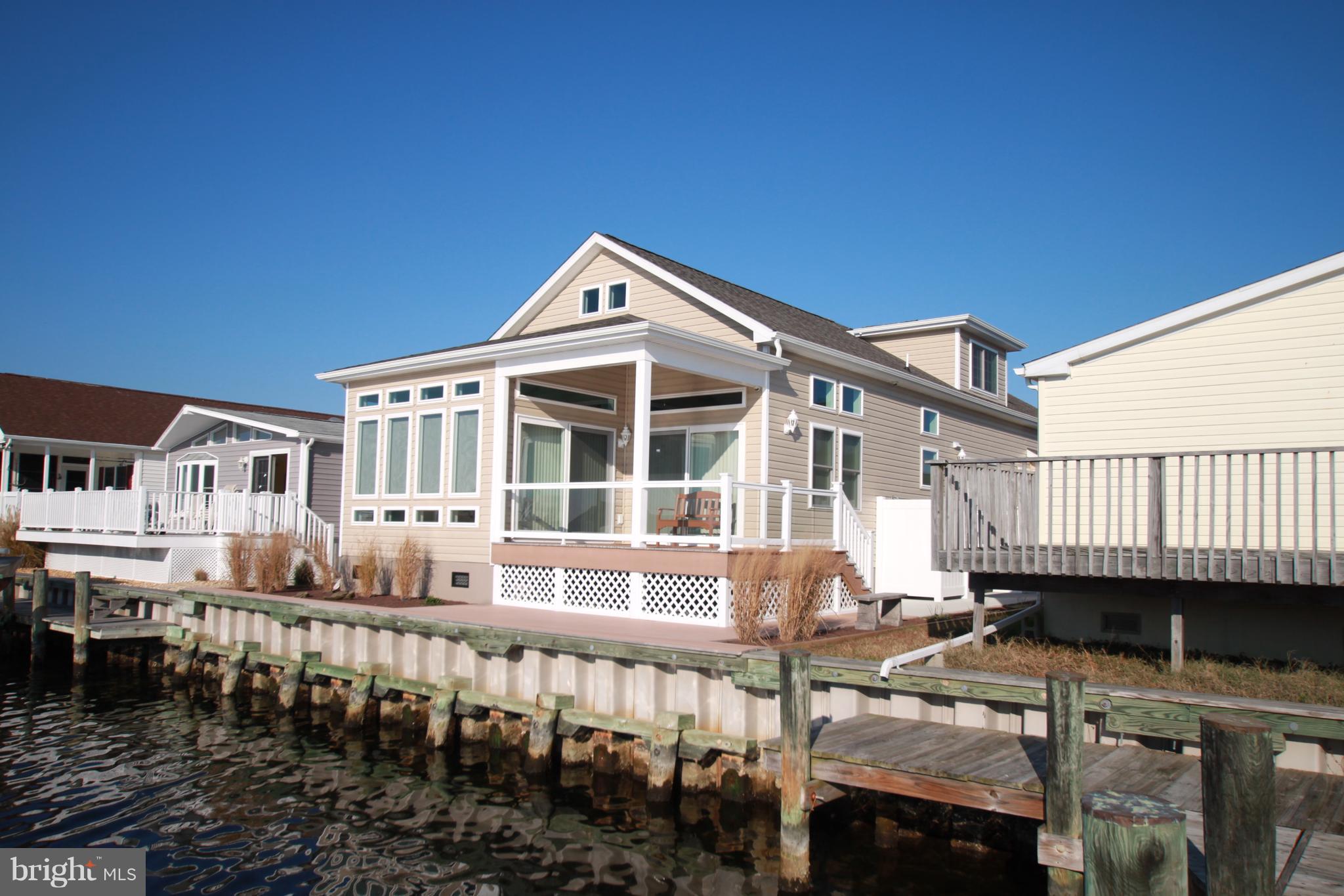 163 Pine Tree Road Ocean City, MD 21842 - Photo 7 of 57 Vinyl bulkhead