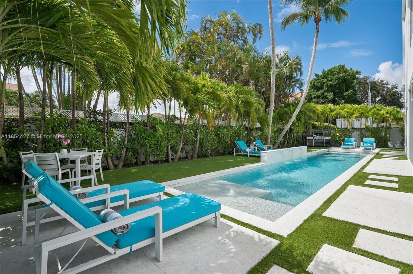 2628 Marcinski Road Jupiter, FL 33477 - Photo 3 of 70