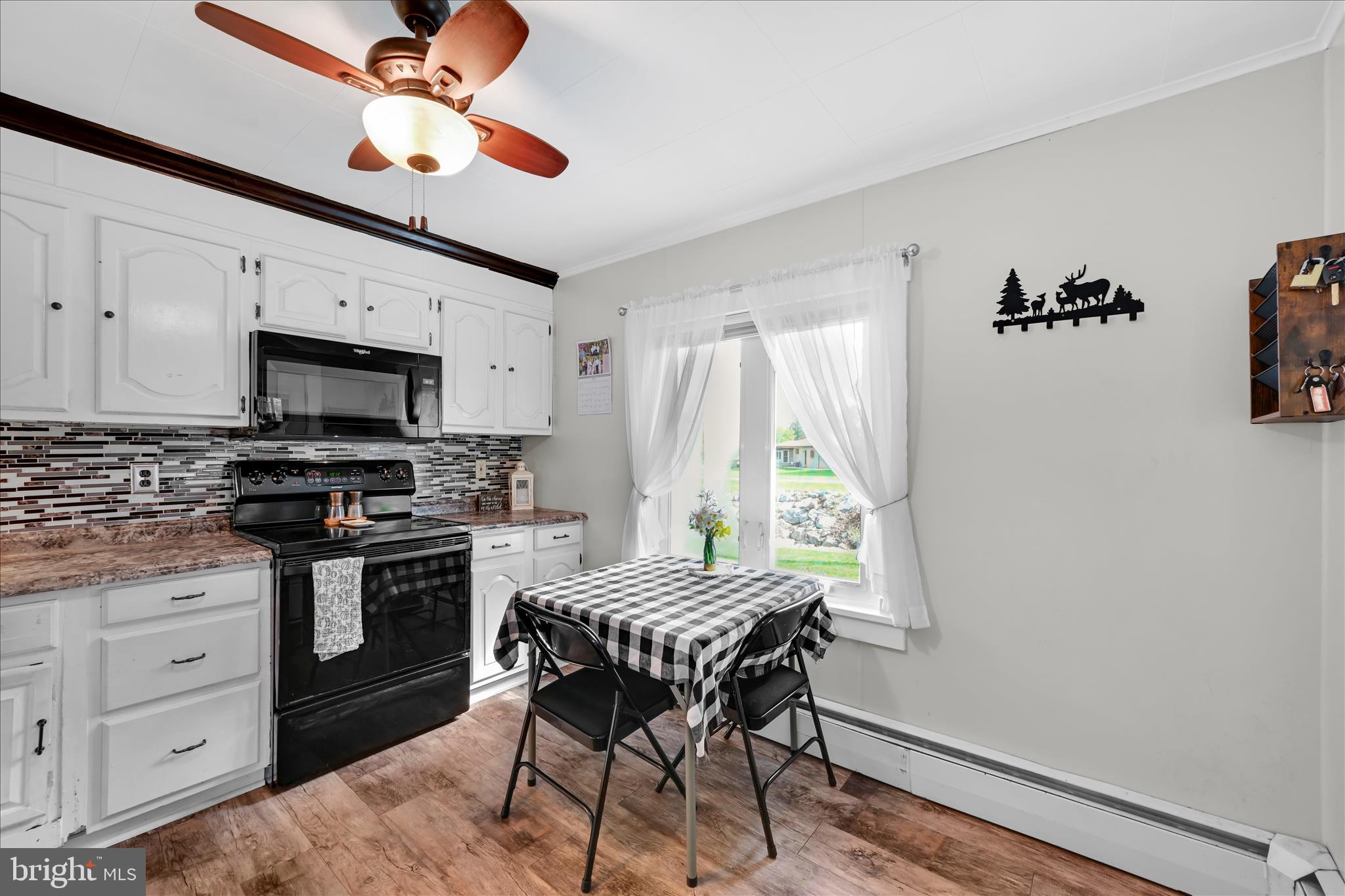 126 Geary Wolfe Road Pine Grove, PA 17963 - Photo 22 of 41 Eat In Kitchen