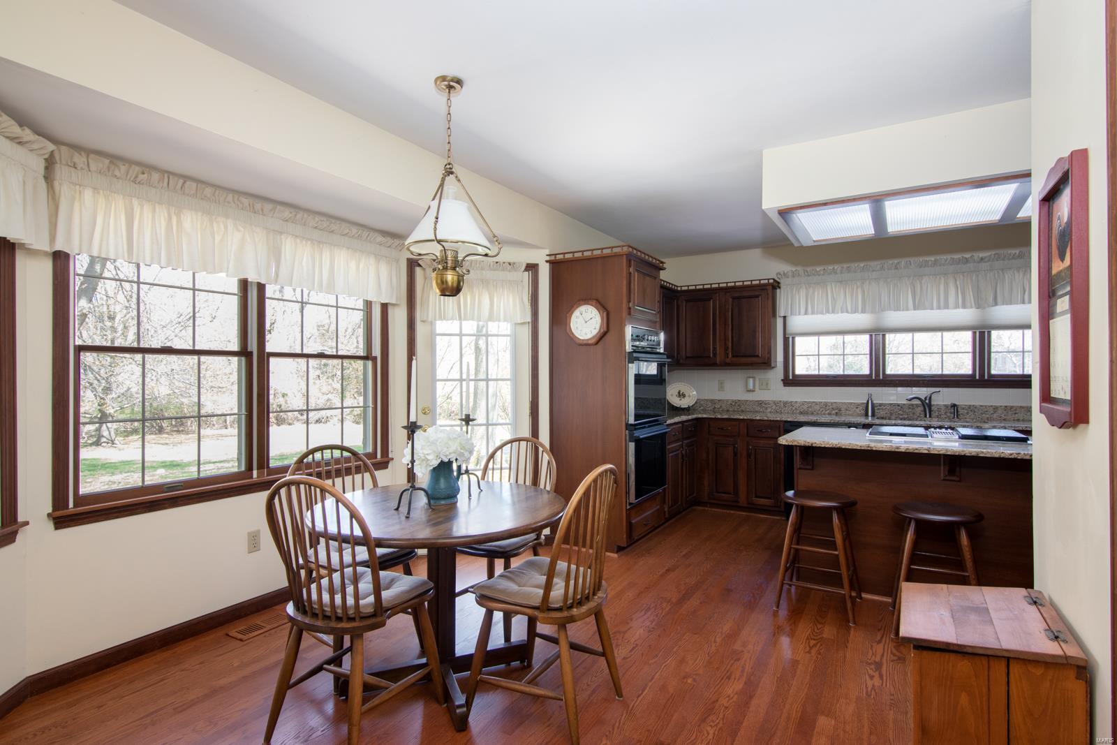 12575 Conway Road St. Louis, MO 63141 - Photo 10 of 28 Gallery Image 10