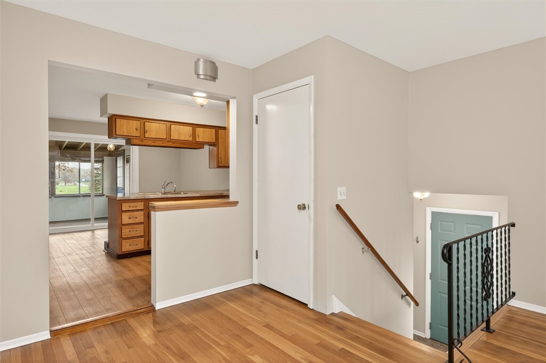 5681 Walworth Road Ontario, NY 14519 - Photo 8 of 48