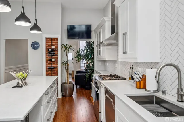 $1,750,000 | 1040 Sanchez Street, San Francisco, CA 94114