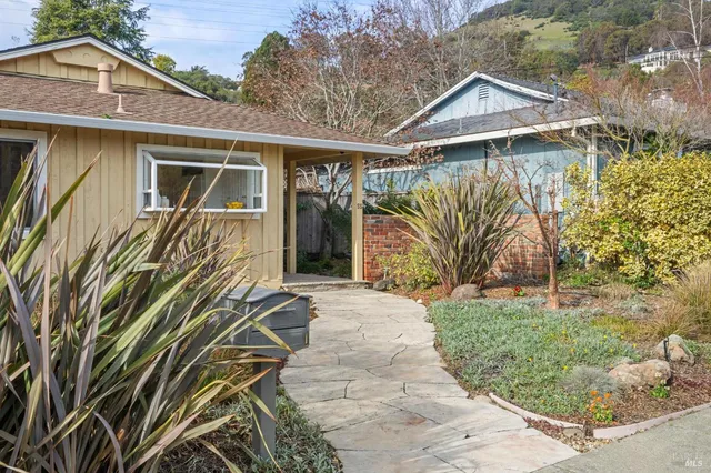 $1,495,000 | 55 Las Casas Drive, San Rafael, CA 94901