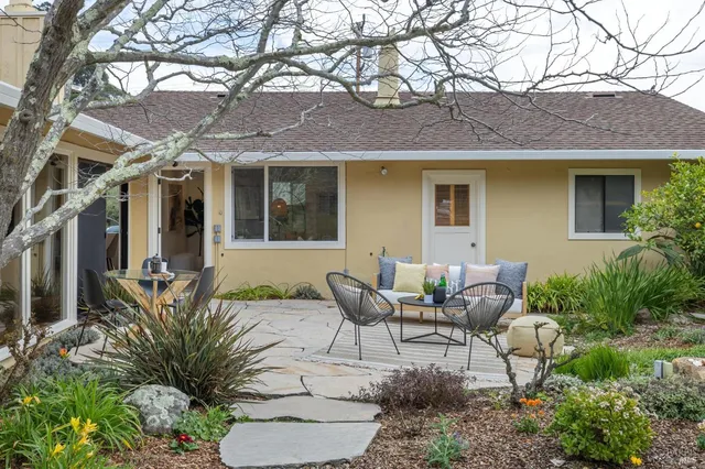 $1,495,000 | 55 Las Casas Drive, San Rafael, CA 94901