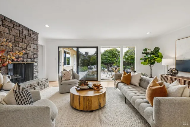 $1,495,000 | 55 Las Casas Drive, San Rafael, CA 94901